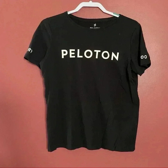 Peloton Black Shirt - Picture 1 of 5